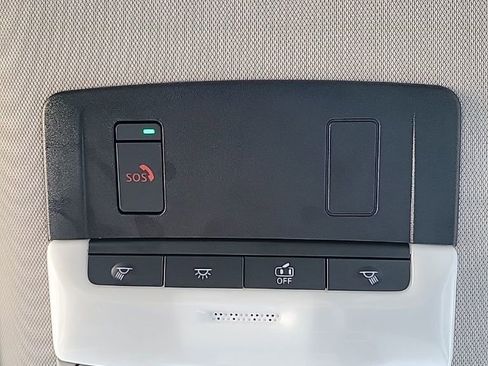 Used 2024 Nissan Pathfinder SL image 35