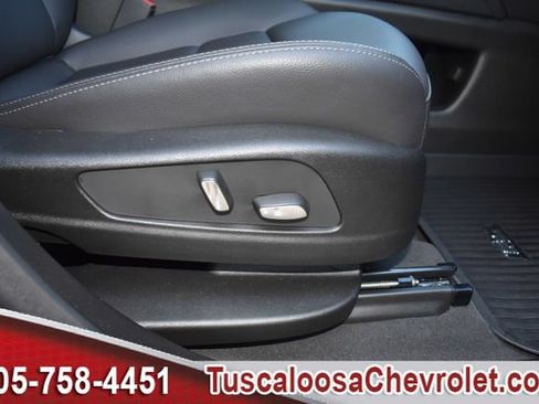 Used 2025 Cadillac XT5 Luxury w/ LPO, Floor Liner Package FWD image 27