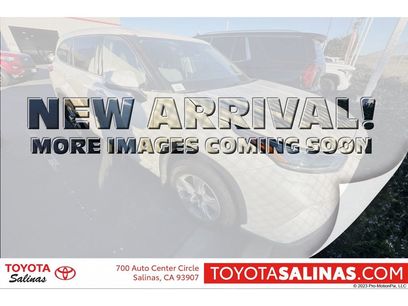 Used 2020 Toyota Highlander LE