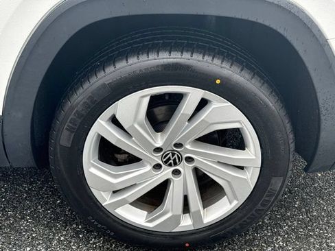 Used 2023 Volkswagen Atlas SE AWD/4WD image 22