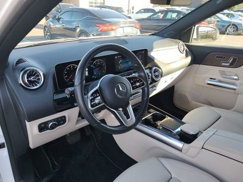 Certified 2021 Mercedes-Benz GLA 250 4MATIC image 8