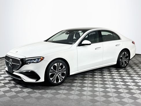 Used 2024 Mercedes-Benz E 350 4MATIC Sedan w/ Winter Package image 4