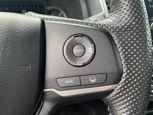 Certified 2025 Honda Passport EX-L image 17