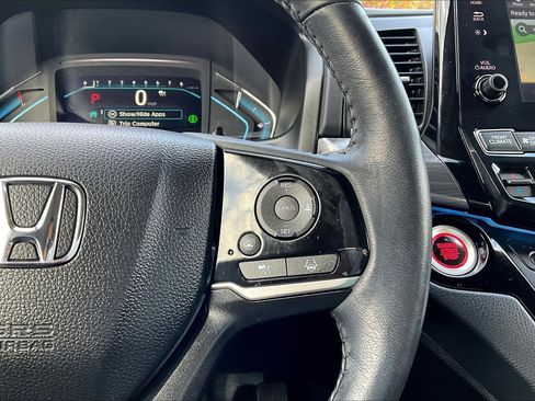 Used 2023 Honda Odyssey Elite image 19