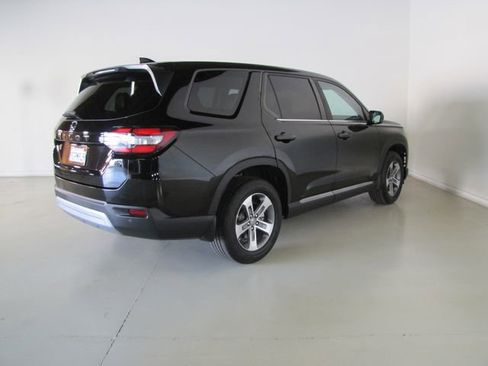 Certified 2023 Honda Pilot EX-L image 24