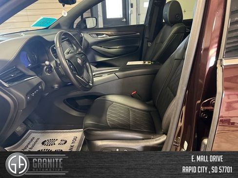 Used 2024 Buick Enclave Avenir w/ Avenir Technology Package AWD/4WD image 10