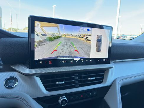 New 2026 Ford Explorer Active image 19