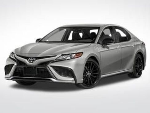 Used 2021 Toyota Camry XSE FWD image 11