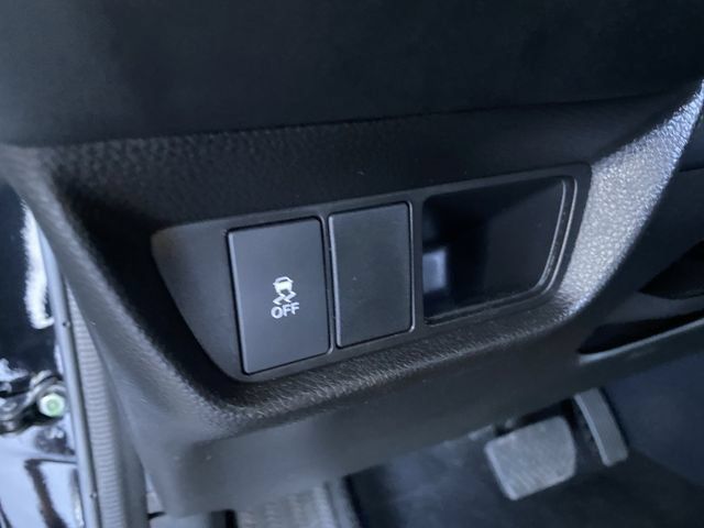 Certified 2026 Honda HR-V LX image 21
