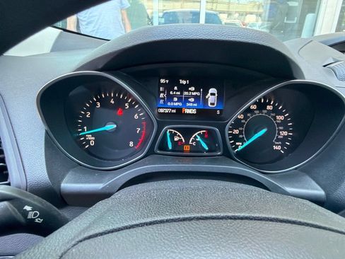 Used 2017 Ford Escape S FWD image 5