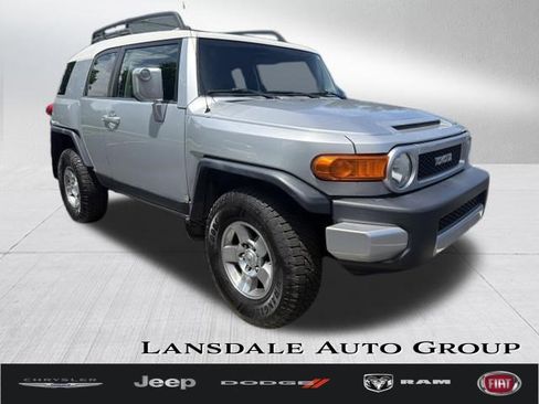 Used 2008 Toyota FJ Cruiser 4WD image 1