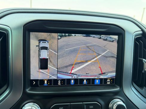 Used 2023 GMC Sierra 3500 SLT w/ SLT Premium Package AWD/4WD image 21