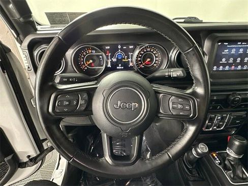 Certified 2022 Jeep Gladiator Sport image 24