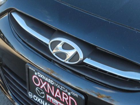 Used 2016 Hyundai Accent SE image 9