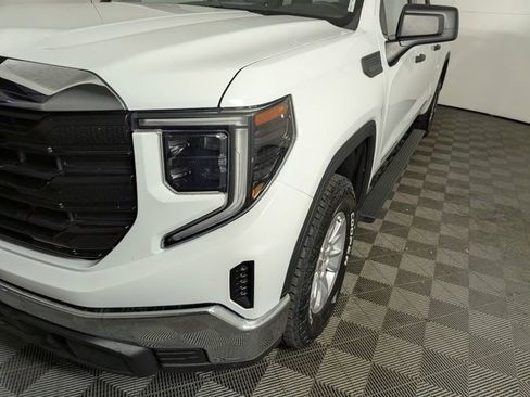 Used 2023 GMC Sierra 1500 Pro w/ Pro Value Package image 11