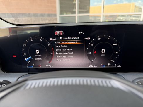 Used 2026 Nissan Sentra SR w/ SR Premium Package FWD image 18