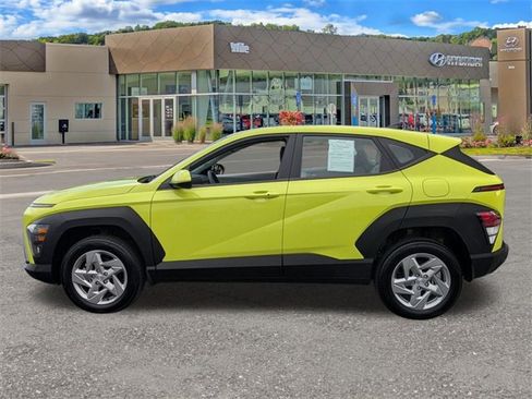 Certified 2024 Hyundai Kona SE image 6