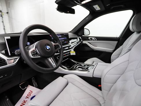 New 2026 BMW X5 xDrive40i w/ M Sport Package image 11