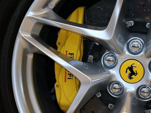 Certified 2021 Ferrari Roma image 67