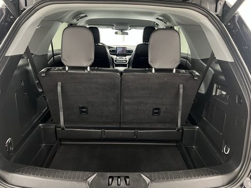 Used 2024 Ford Explorer XLT w/ Equipment Group 202A image 64