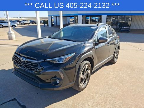 Used 2024 Subaru Crosstrek 2.5i Limited w/ Crosstrek Mirror Package image 3