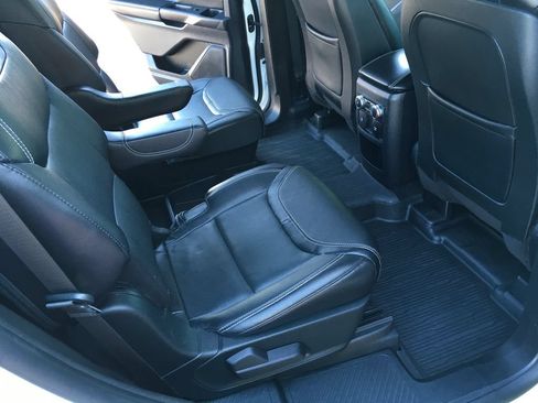 Used 2020 Ford Explorer ST w/ ST High-Performance Pack AWD/4WD image 28