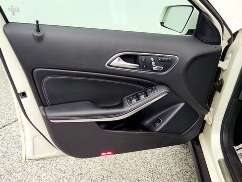 Used 2018 Mercedes-Benz GLA 250 4MATIC image 10