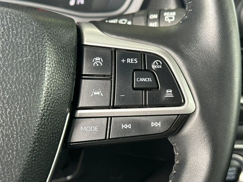 Used 2025 Toyota Grand Highlander FWD image 30