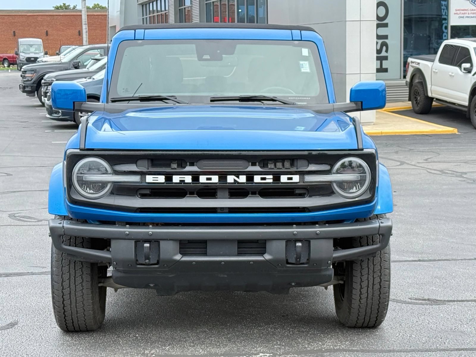 Used 2022 Ford Bronco Outer Banks AWD/4WD image 9
