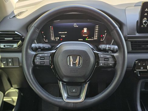Used 2023 Honda Pilot Elite image 15