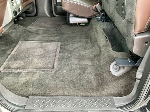 Used 2012 Ford F150 Platinum image 28