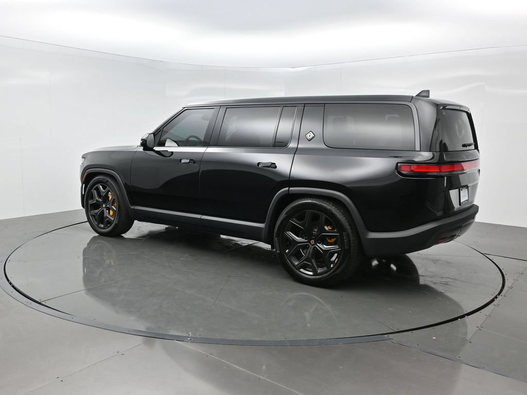 Used 2025 Rivian R1S Premium Dual AWD/4WD image 4