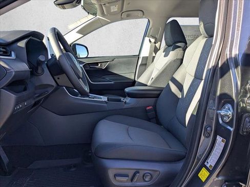 New 2025 Toyota RAV4 XLE image 4