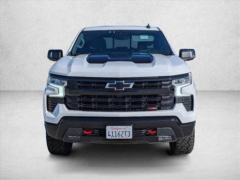 Used 2023 Chevrolet Silverado 1500 LT Trail Boss w/ LT Trail Boss Premium Package image 2