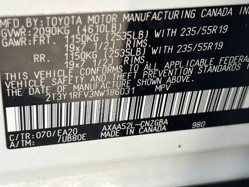 Used 2022 Toyota RAV4 Limited FWD image 30