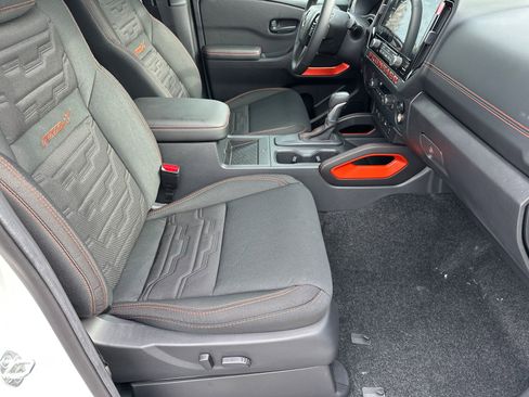 New 2026 Nissan Frontier Pro-X w/ Pro-X Convenience Package RWD image 13