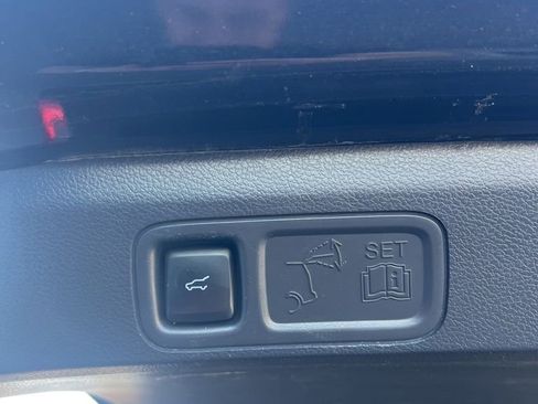 Used 2024 Ford Expedition Max Limited image 18