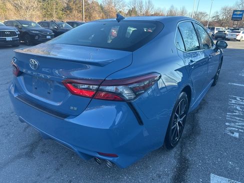 Used 2023 Toyota Camry SE image 5