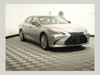 Used 2019 Lexus ES 300h