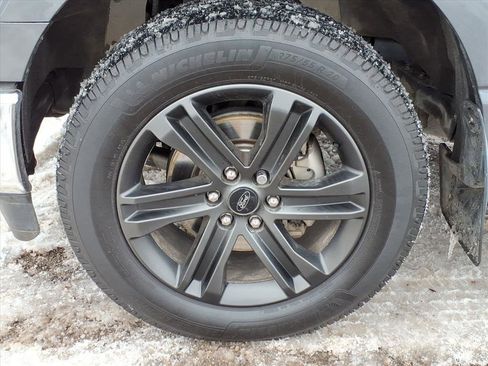 Used 2022 Ford F150 XLT w/ Equipment Group 302A High image 9