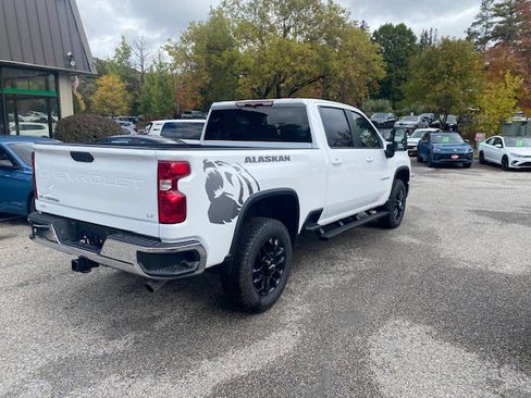 New 2026 Chevrolet Silverado 2500 LT image 6