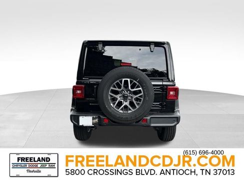 New 2025 Jeep Wrangler Unlimited Sahara AWD/4WD image 6