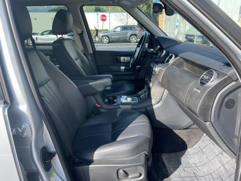 Used 2015 Land Rover LR4 HSE AWD/4WD image 39
