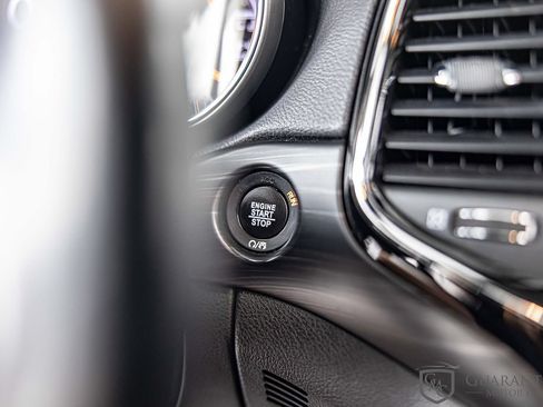 Used 2020 Jeep Grand Cherokee Altitude AWD/4WD image 27