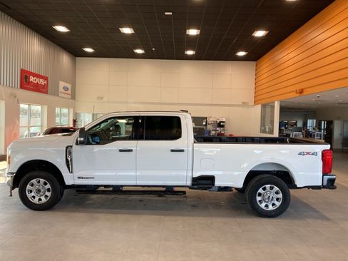 Certified 2024 Ford F350 XLT image 2