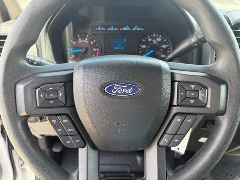 Used 2017 Ford F250 XL w/ Power Equipment Group AWD/4WD image 14