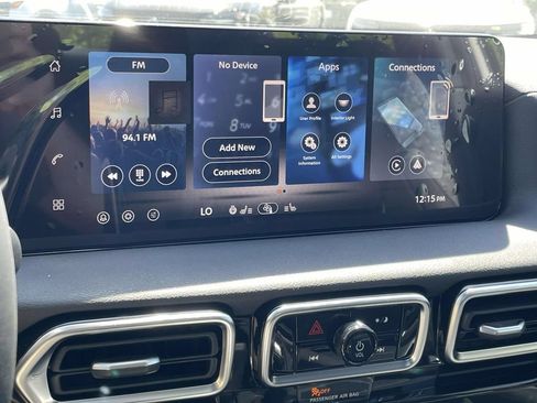 New 2026 Nissan Sentra SV w/ SV Convenience Package FWD image 24