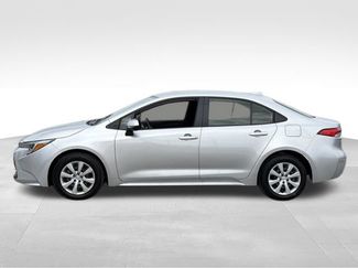 Used 2026 Toyota Corolla LE FWD video 2