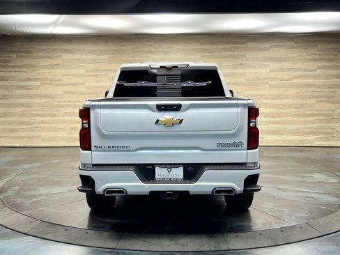 Used 2024 Chevrolet Silverado 1500 High Country w/ Technology Package AWD/4WD image 20