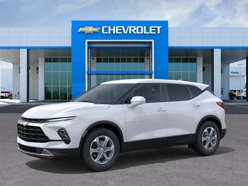 New 2026 Chevrolet Blazer LT w/ LPO, Floor Liner Package FWD image 2